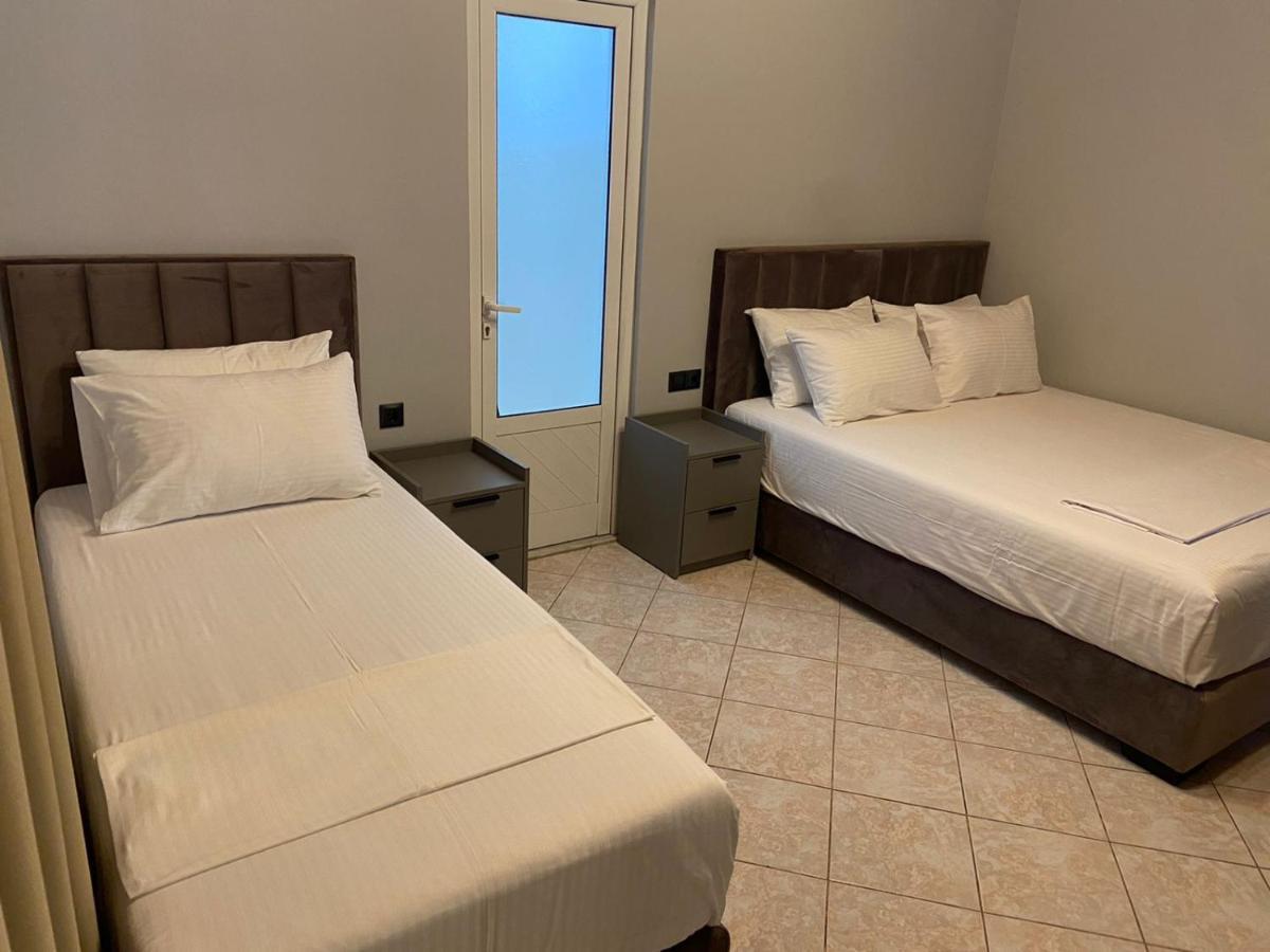 "Hotel Lili" Sarandë Exteriör bild